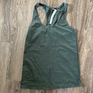 Green lululemon workout tank